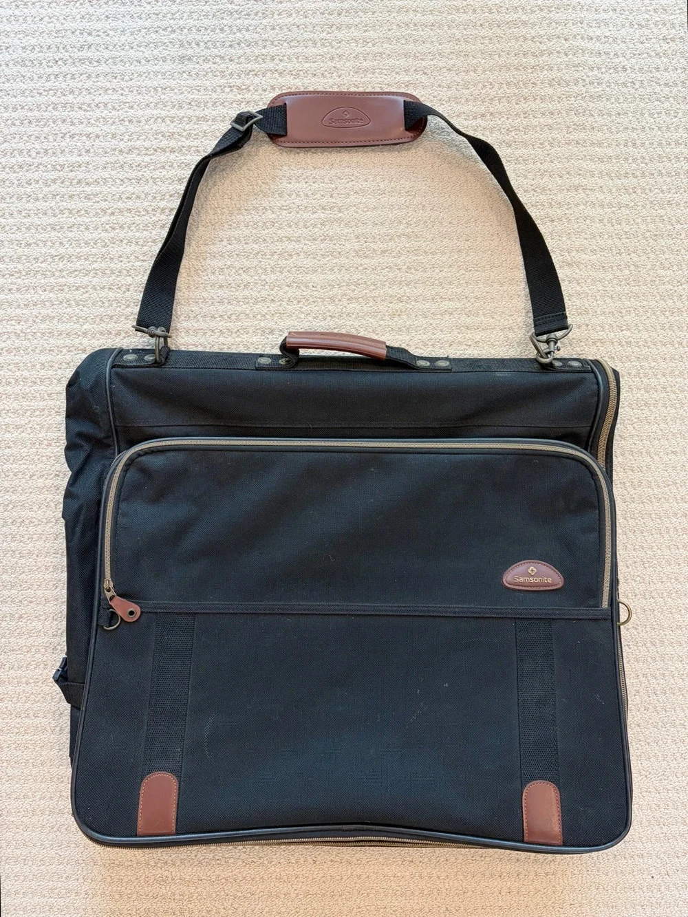 Samsonite Black Canvas Expandable Wardrobe Garment Travel Bag